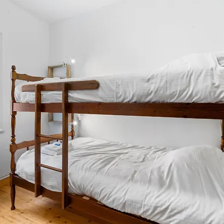 Semesterbostad Karaktervolle En Ruime Woning Aan Zee Voor 10p Oostende