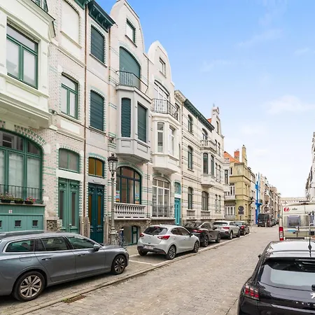 Semesterbostad Karaktervolle En Ruime Woning Aan Zee Voor 10p